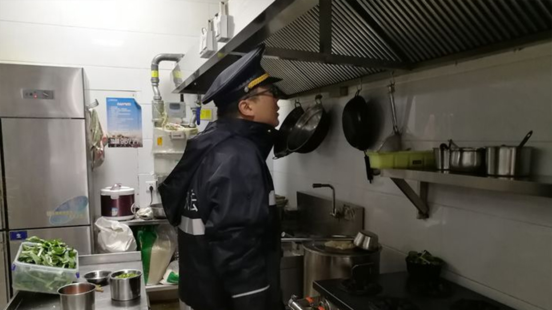 小吃店油煙凈化器如何安裝?